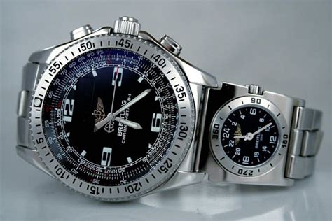 The Breitling Fighter bracelet 